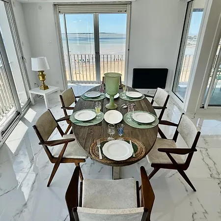 La Ligne Bleue Apartment